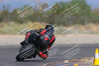 media/Sep-25-2023-Moto Forza (Mon) [[81ffa65e0a]]/B-C Group/Session 4 (Turn 2 Backside)/